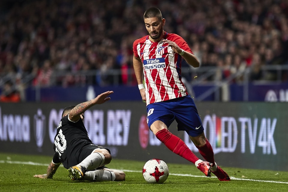 埃芬博格：拜仁前场三人能给卡尔空间，把他与梅西相比没好处