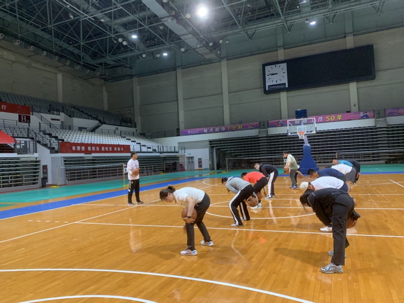 萨索洛主场迎战佛罗伦萨，保级无忧对决深陷泥潭